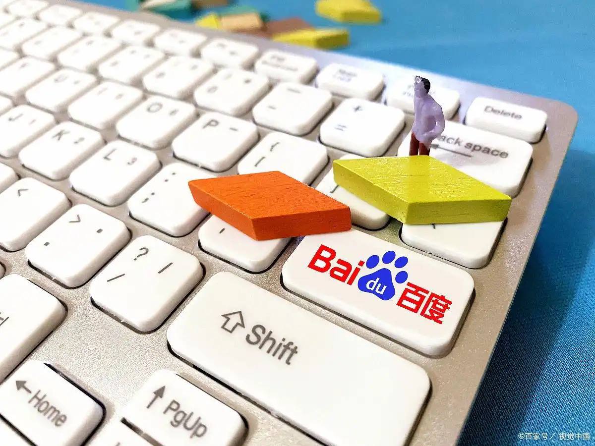 陈飞宇展示帅哥朋友圈